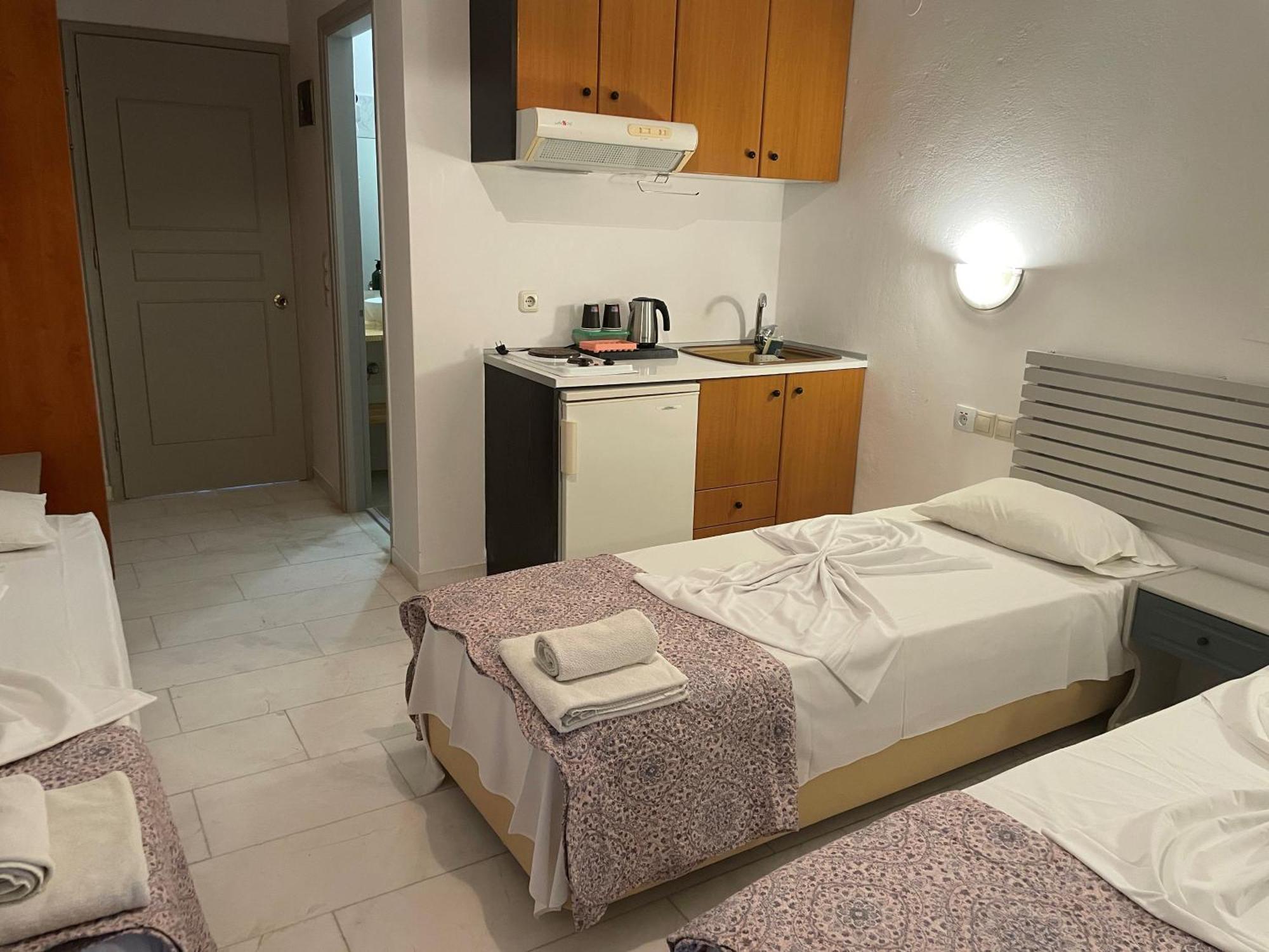 Hotel Kourkoumelata Argostoli  Exterior foto